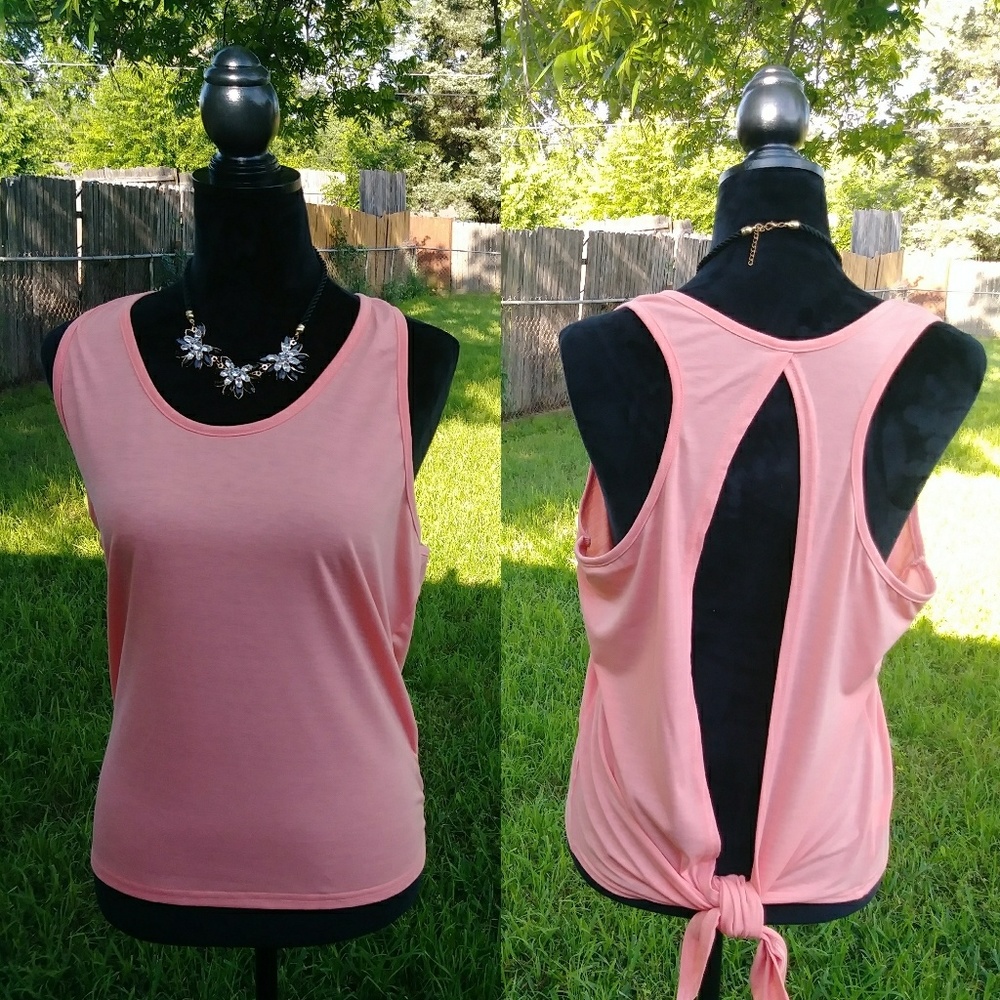 Blouse - Picture 2 of 8